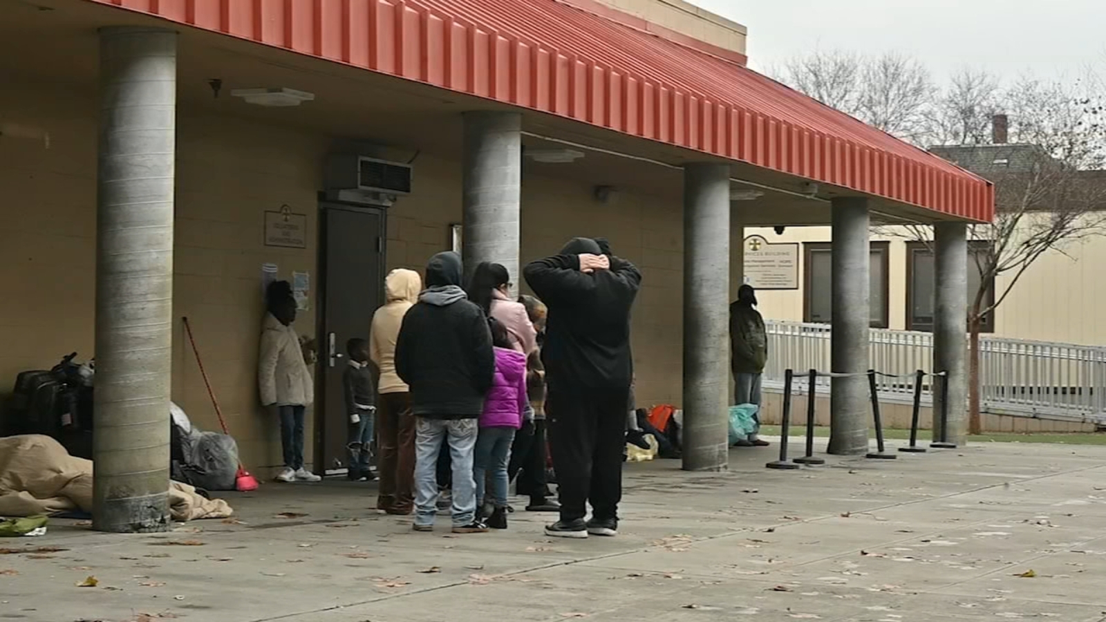 Warm meals served up at Fresno's Poverello House on Christmas Day