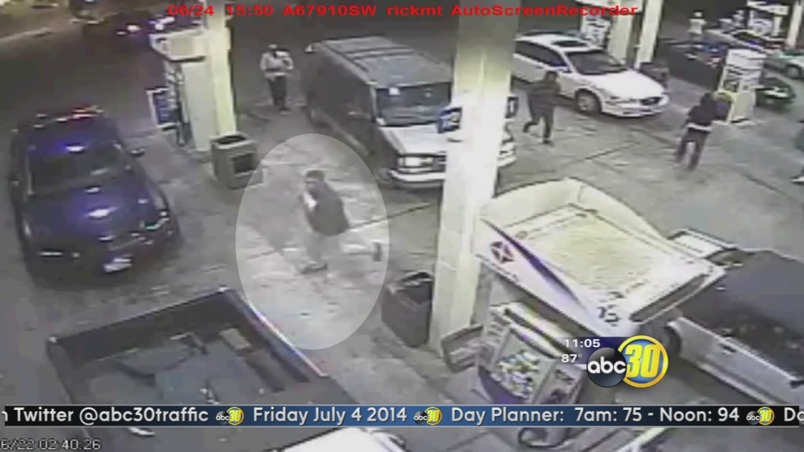 Fresno Police Look For Robbery Suspects Caught On Tape Abc30 Fresno 