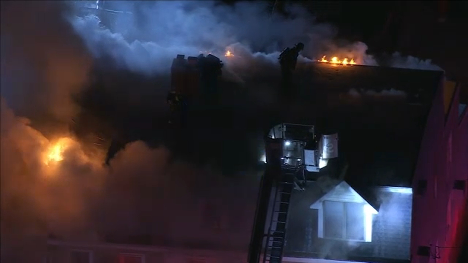Heavy flames engulf 5 homes in Allentown, Pa.
