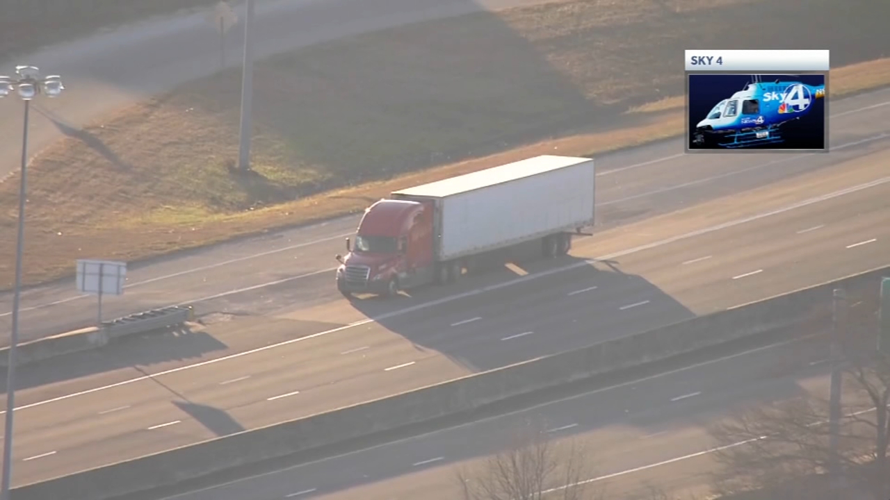 Oak Lawn truck driver accused of making bomb threat on SC highway