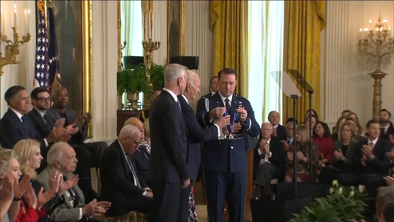 Biden awards 19 Presidential Medals of Freedom