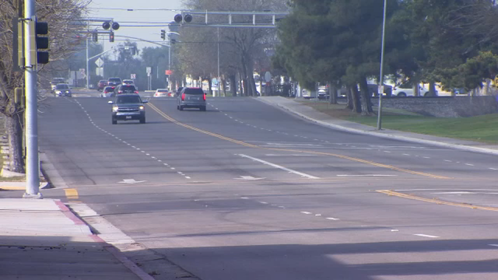 Woman killed, child injured after suspected DUI crash in Fresno County, CHP says