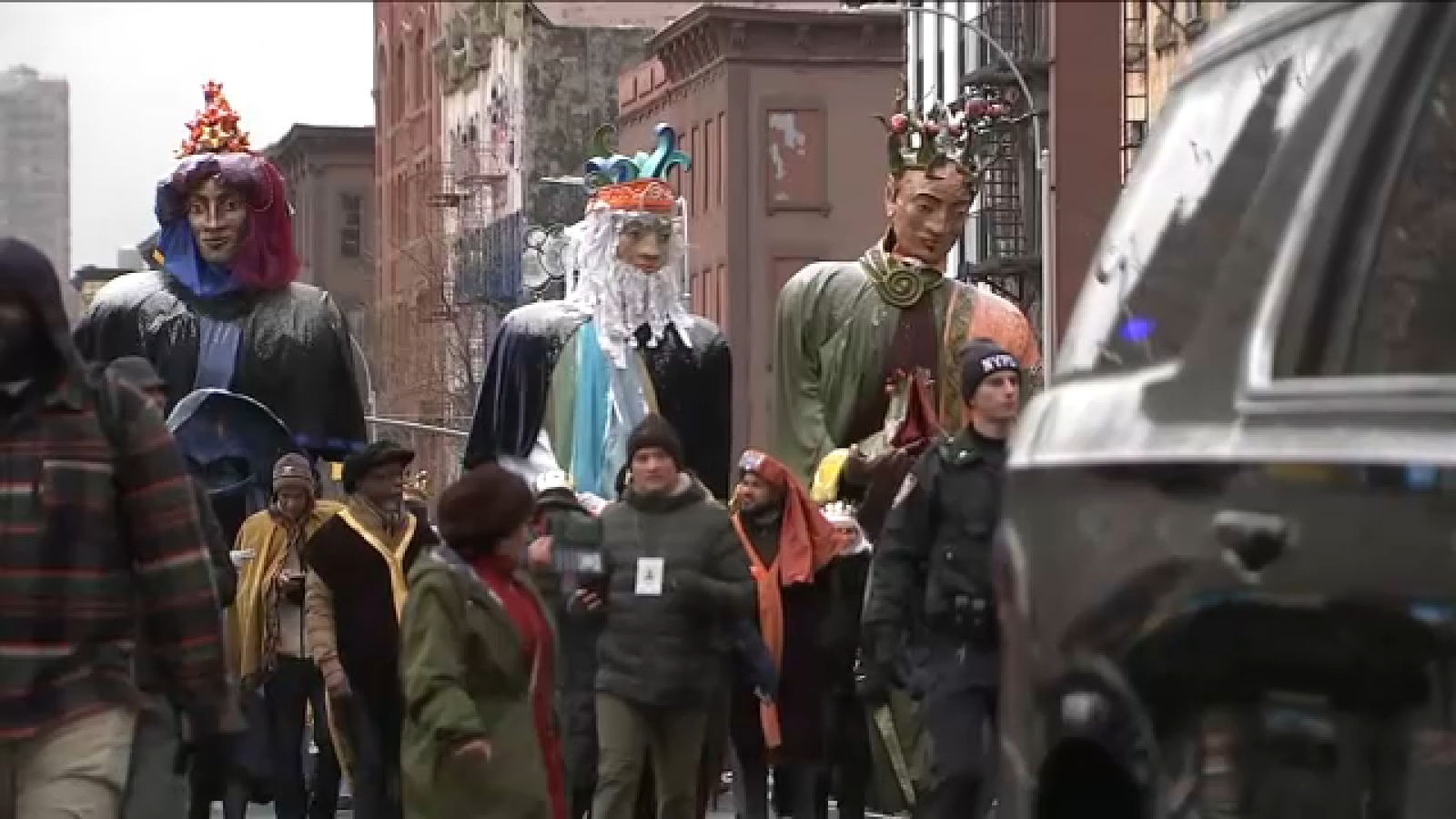Three Kings Day Parade Launches at El Museo!
