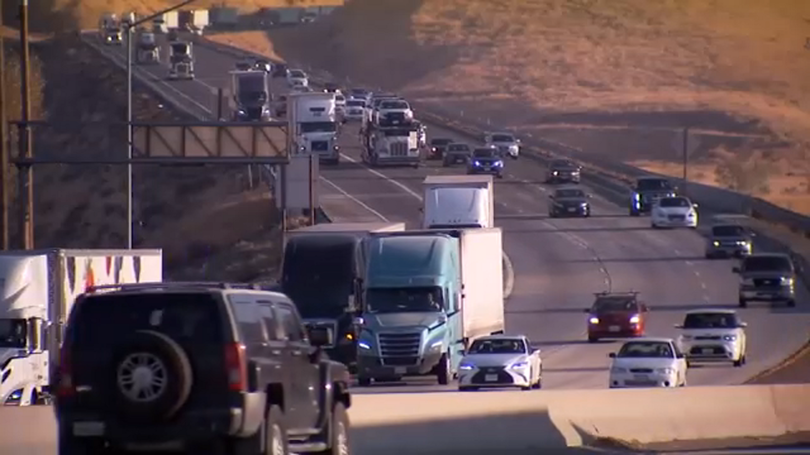 Gusty winds in California causing concerns for Grapevine travelers