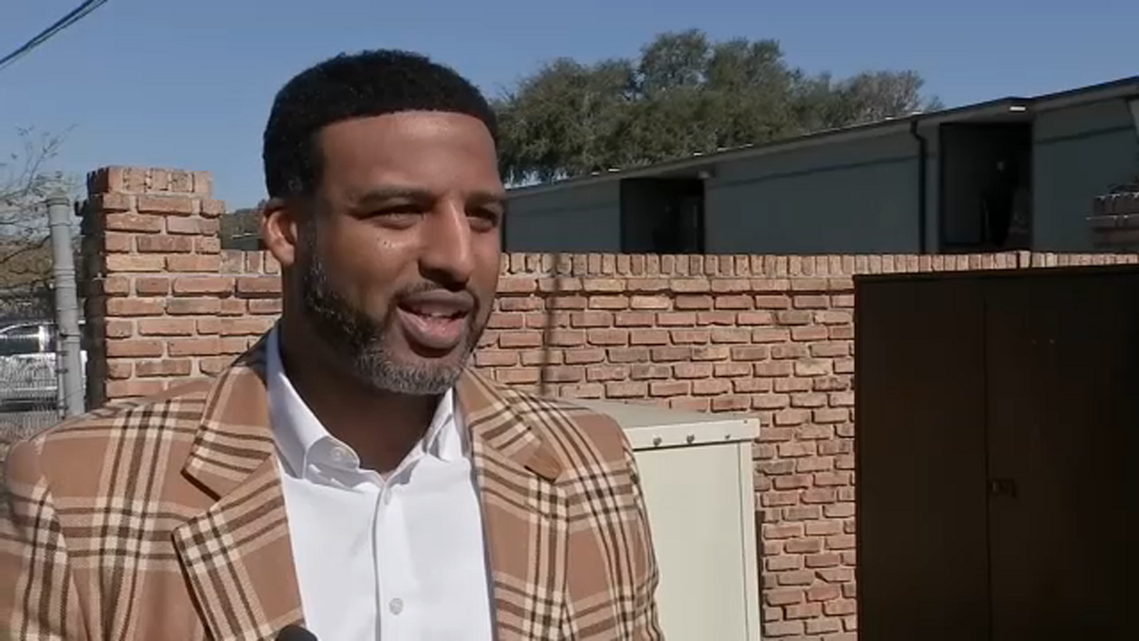 Houston City Council Member Edward Pollard rebrands District J to 'J ...