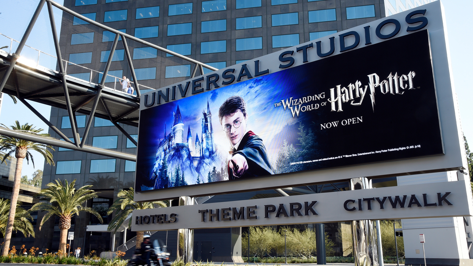 Universal Studios Hollywood closes on Wednesday due to fires