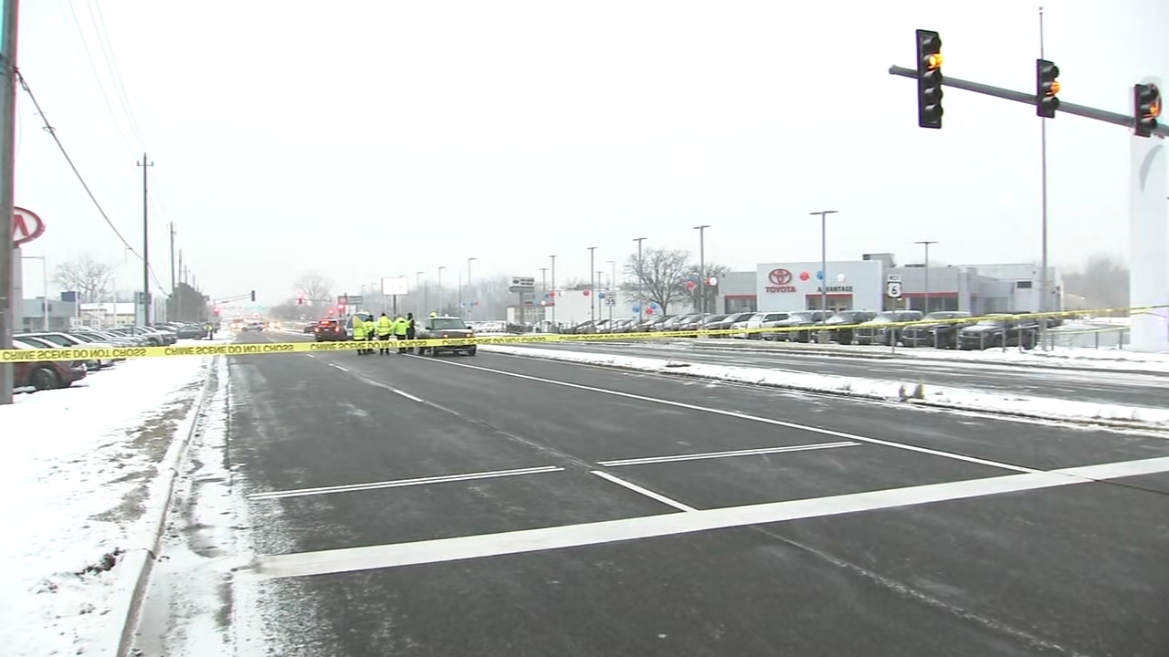 Pedestrian struck, killed in Calumet City, police say