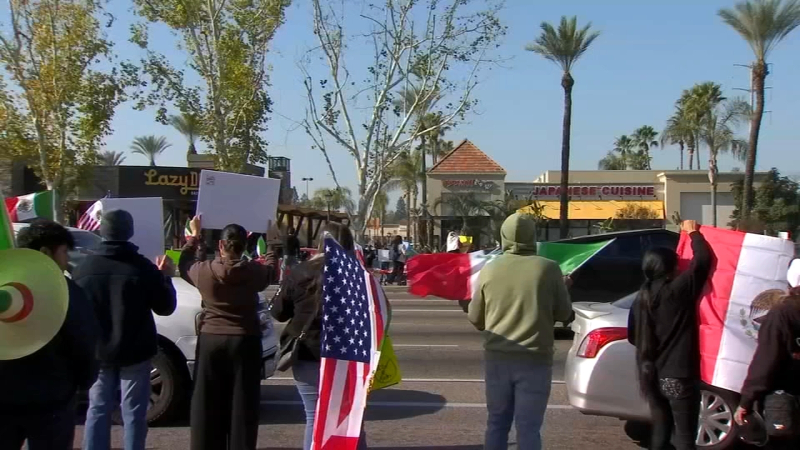 Hundreds protest in northeast Fresno against recent Border Patrol arrests in Central Valley