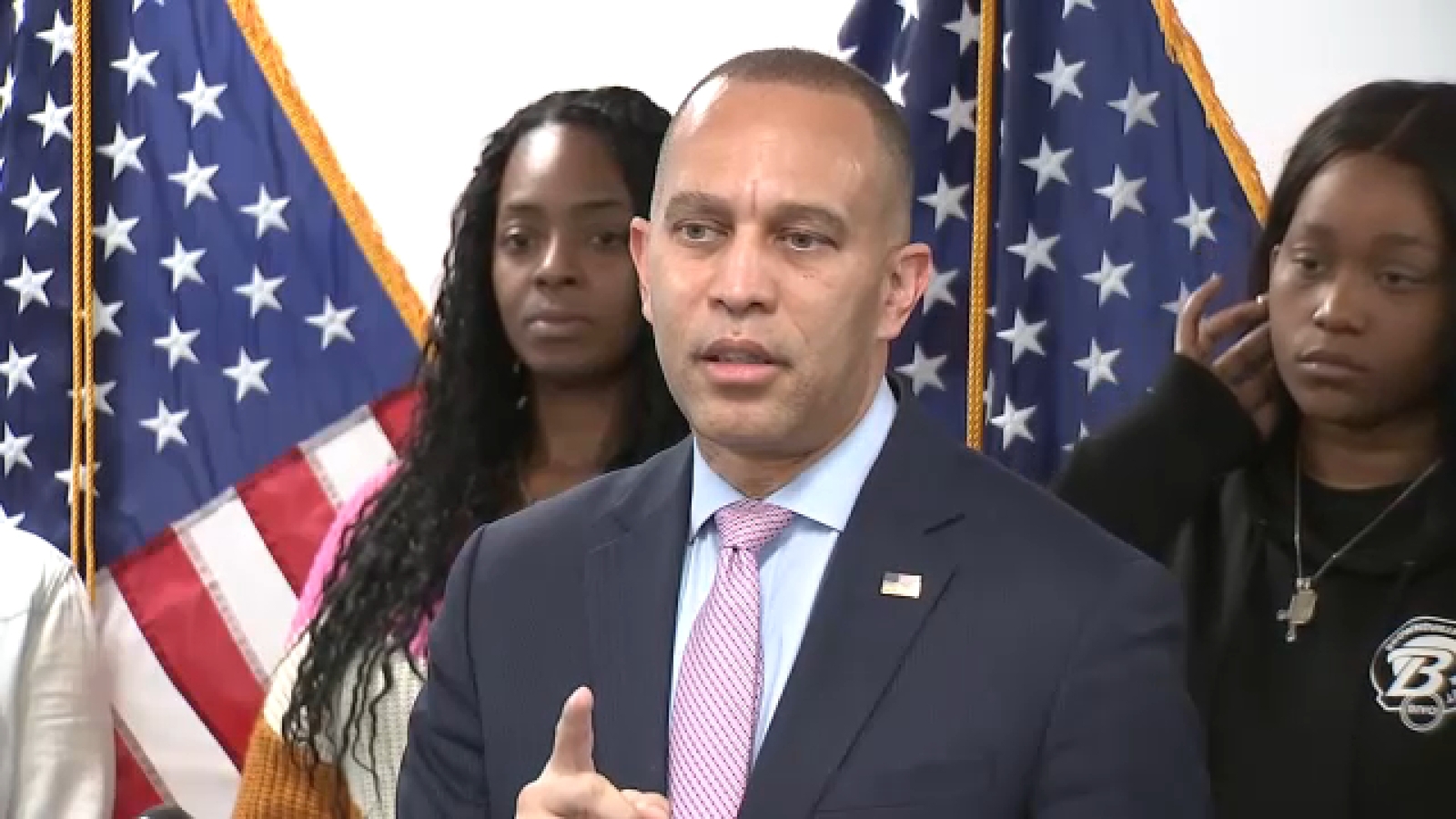Jeffries Slams Trump's DEI Freeze
