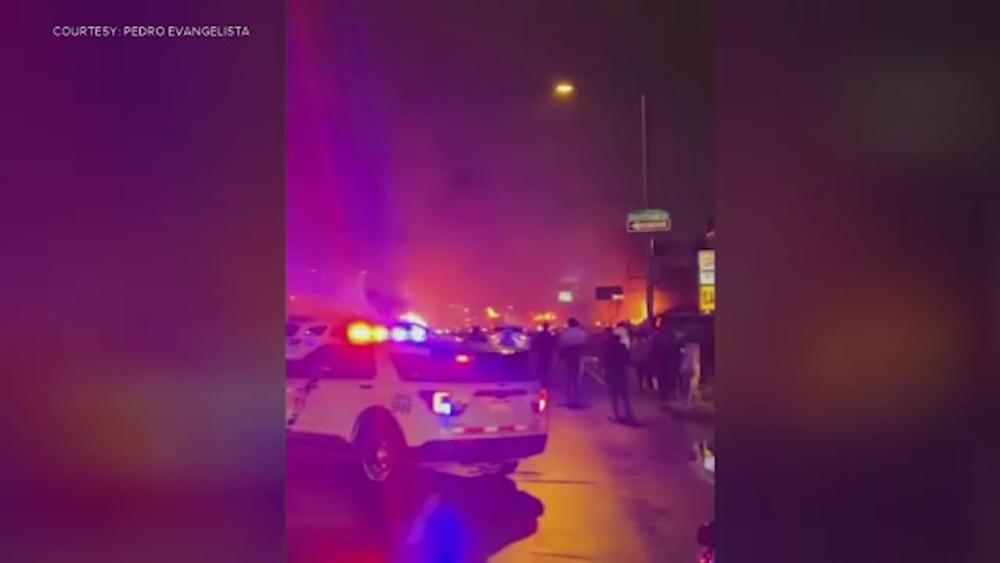 Small plane crashes in Northeast Philly; multiple casualties reported