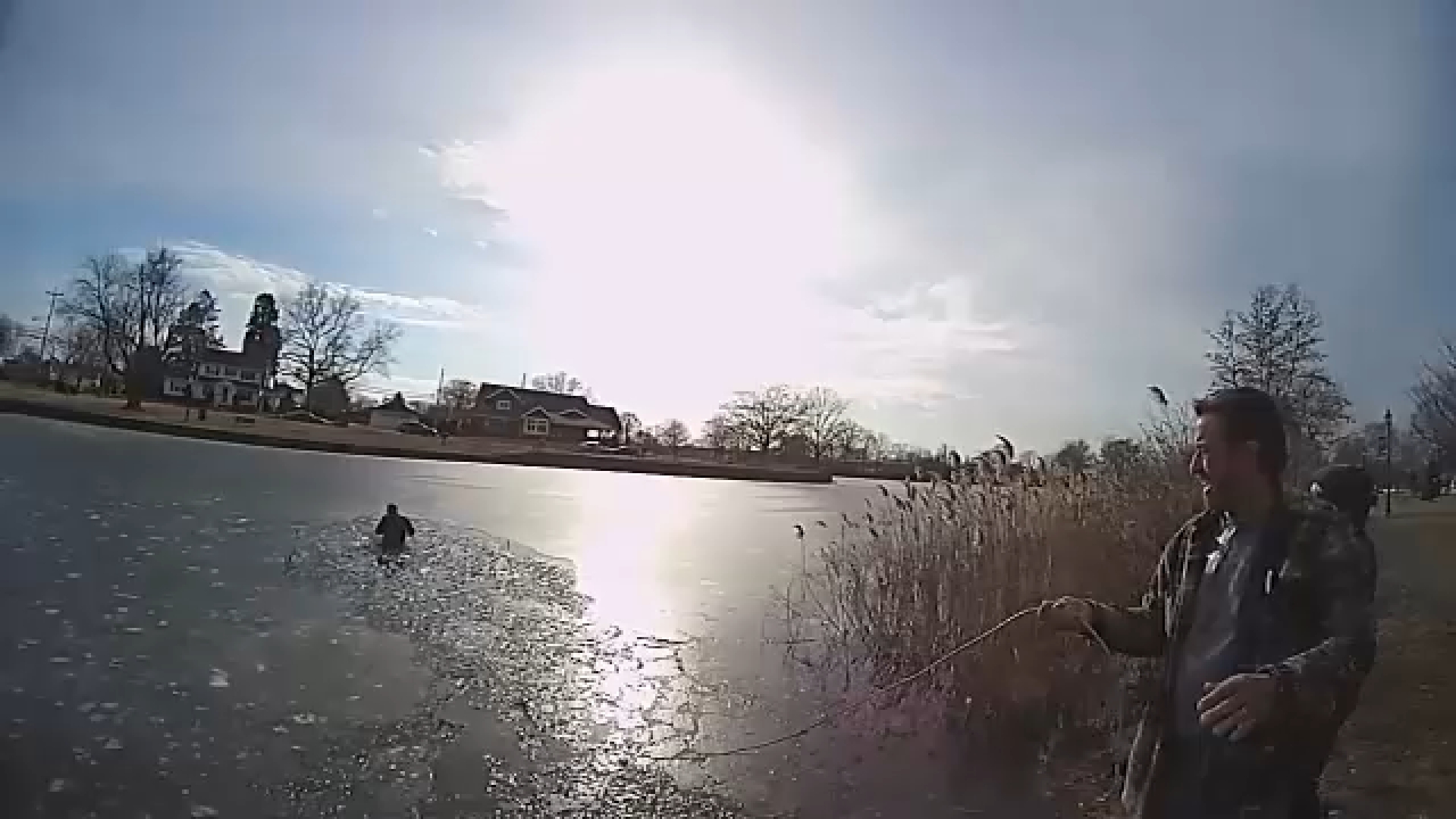 New Jersey patrolman saves a boy from drowning in a frozen lake
