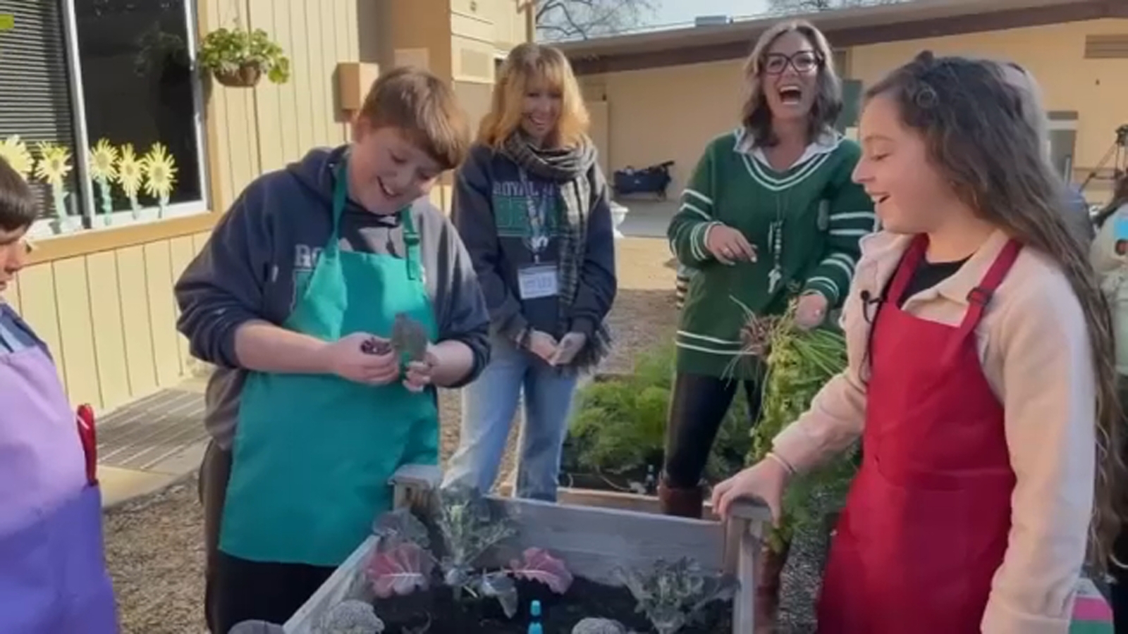Royal Oaks Elementary School in Visalia sees budding interest in weekly Garden Club