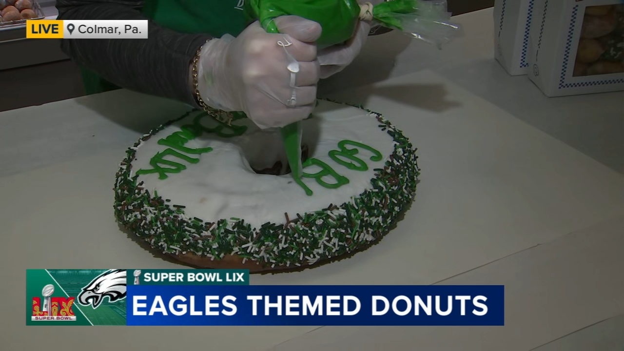 Giant 'Go Birds' donut among Eagles-themed treats at Bucks Co. bake shop