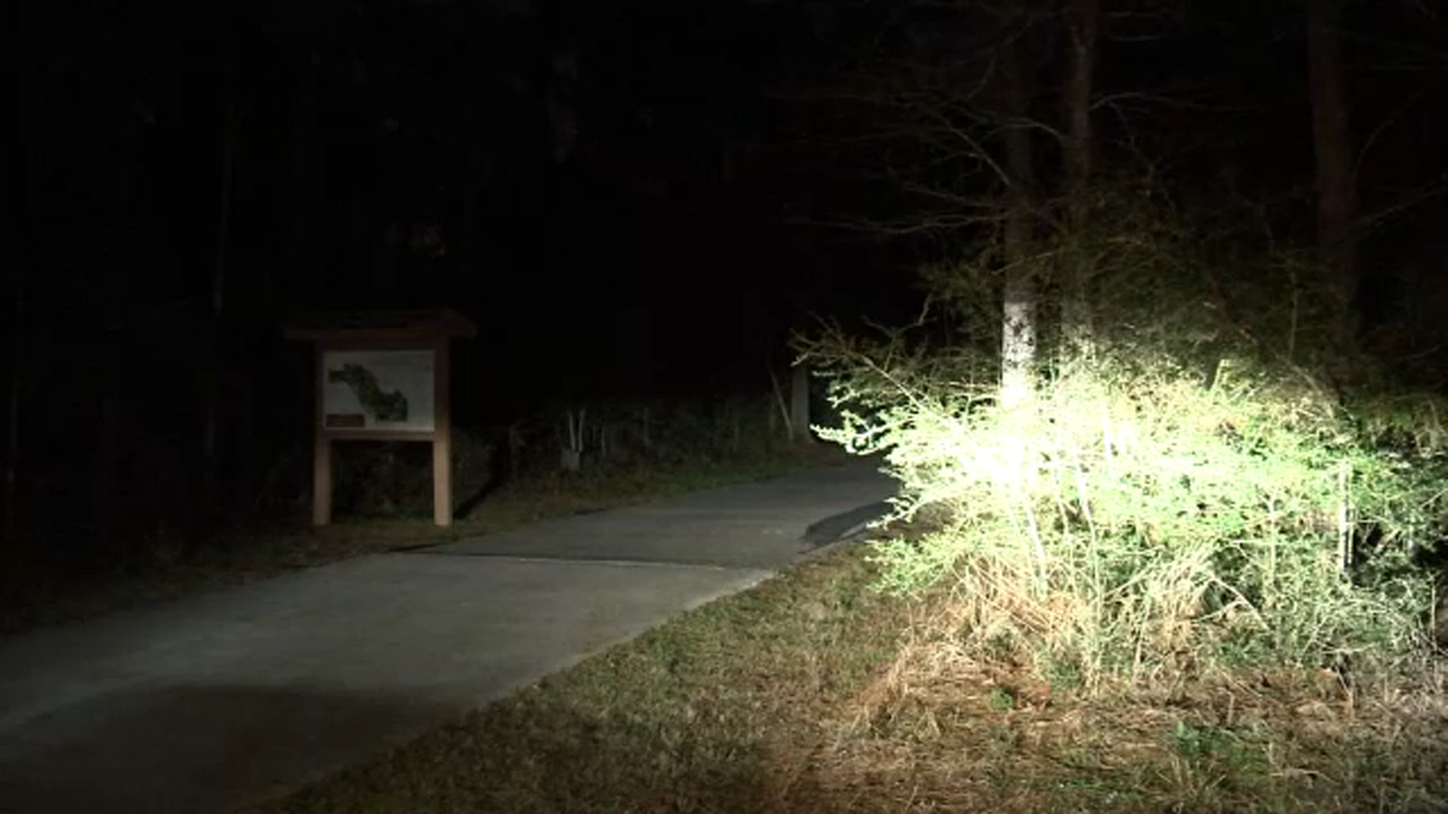 Body found in retention pond on Kenswick Drive in Jesse H. Jones Park ...