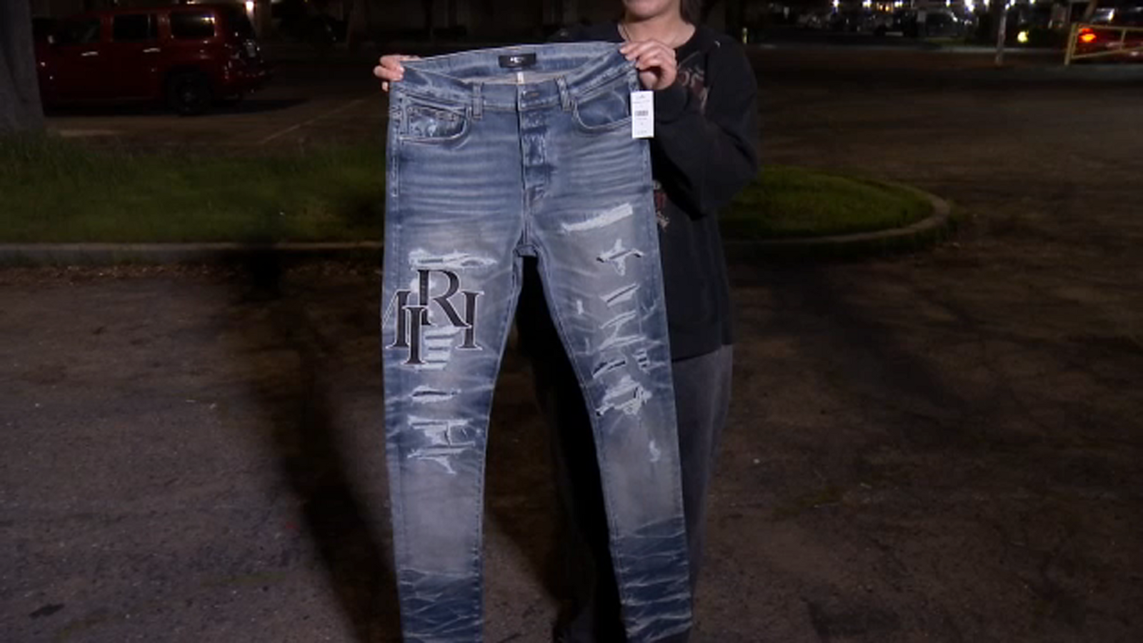 Suspect arrested for stealing designer jeans during online sale meetup in Clovis, police say