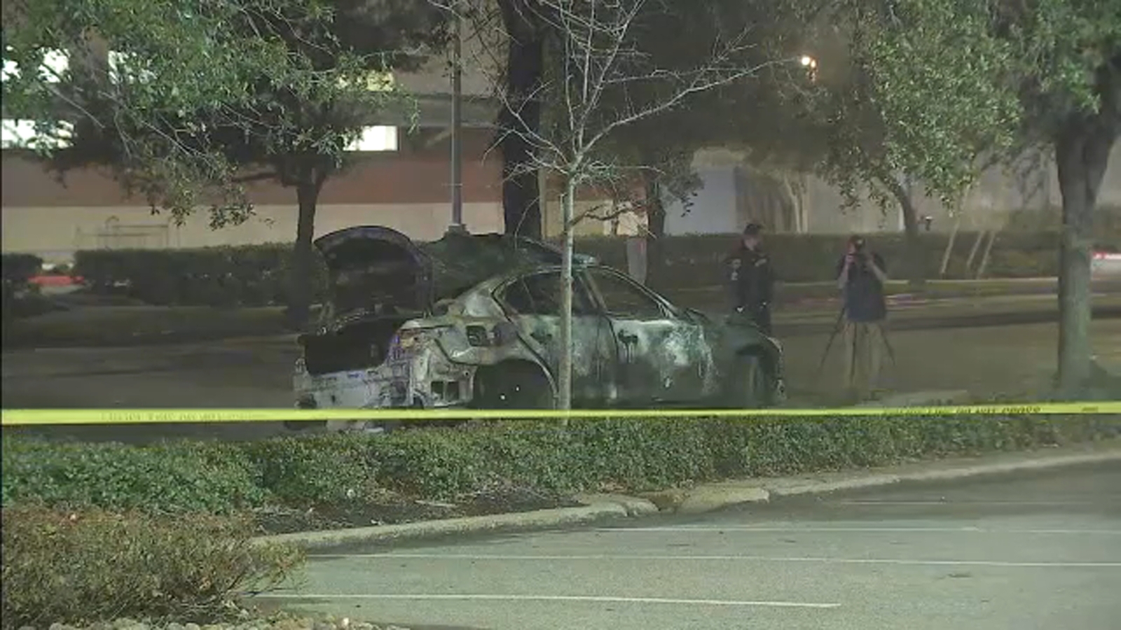 Chase suspect dies after stolen car bursts into flames following crash ...