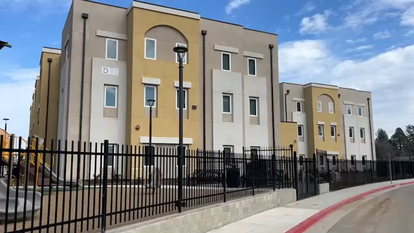 Sarah's Court opens in east central Fresno, offering 120 affordable housing units