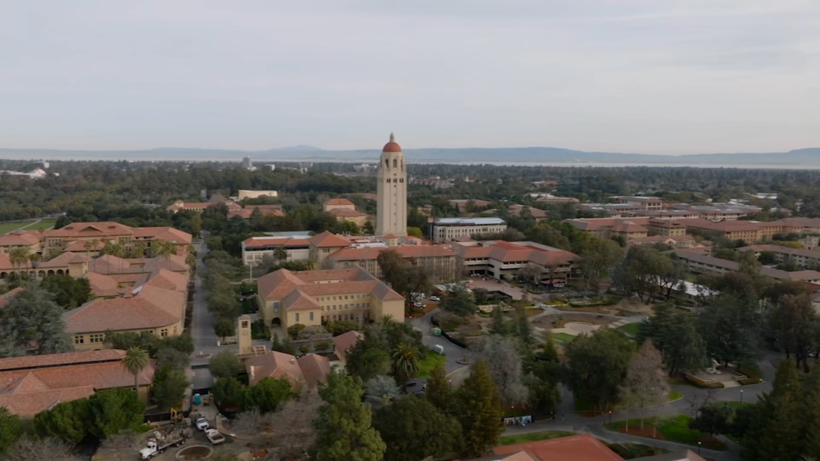 Stanford implements hiring freeze amid concerns over cuts to funding