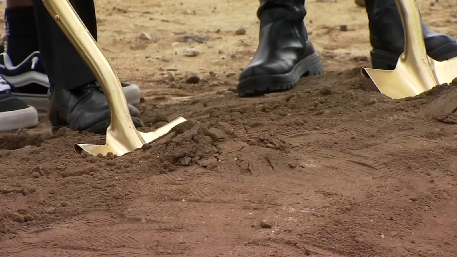 City breaks ground on new projects in southwest Fresno