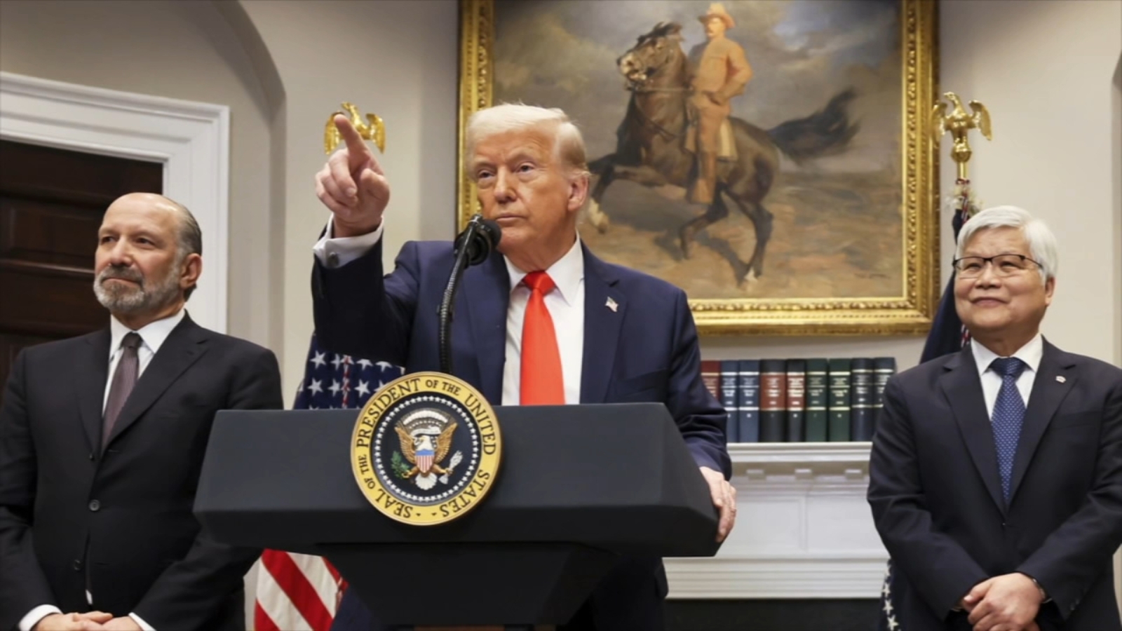 Trump administration signals tariffs against Canada, Mexico may soon have exemptions