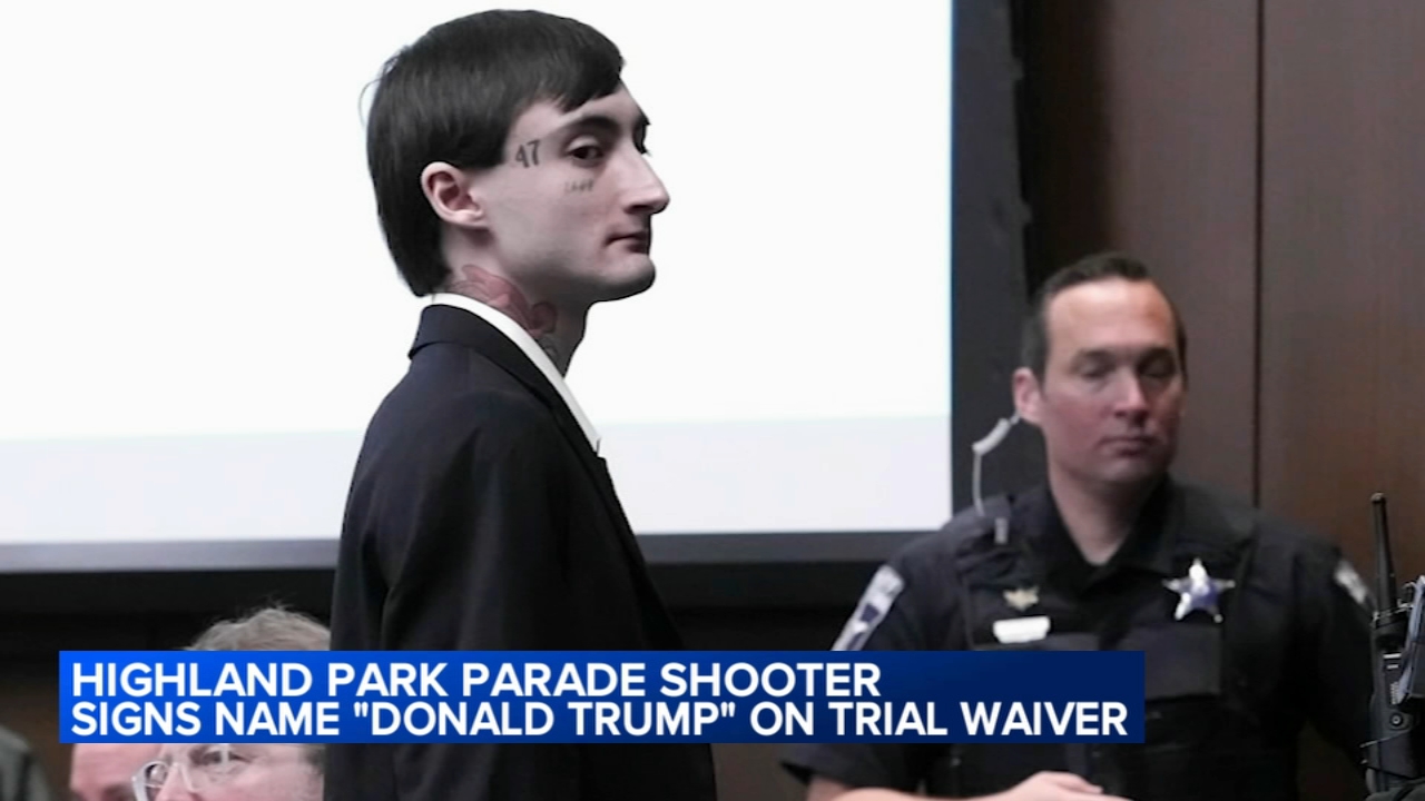 Highland Park parade shooter signed 'Donald Trump' on trial waiver