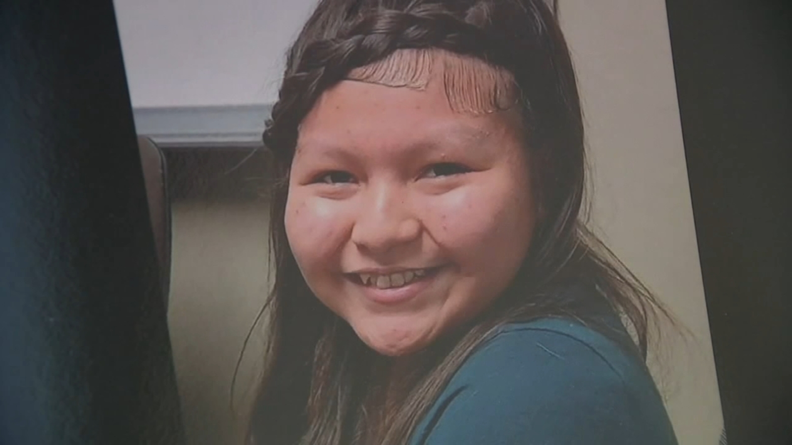 Emily Pike, thiếu nữ mất tích ở Arizona, được tìm thấy bị phân xác gần Globe, AZ; gia đình cô, thuộc bộ lạc San Carlos Apache, đang tìm kiếm công lý - ABC7 Chicago