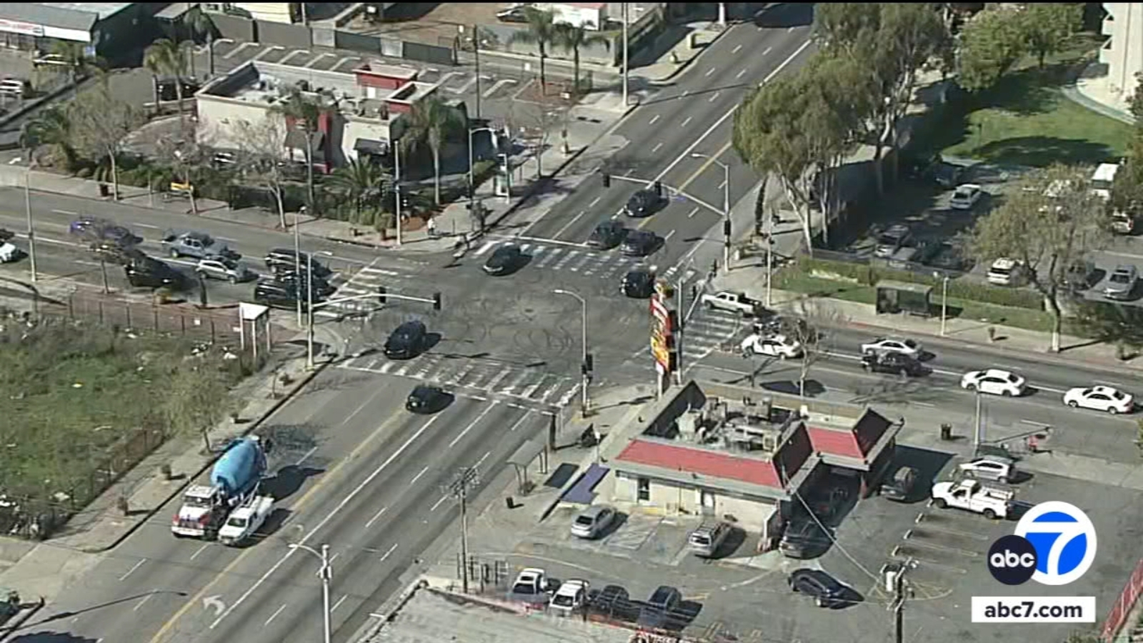 18-year-old dead after attempted robbery in South Los Angeles - ABC7 ...