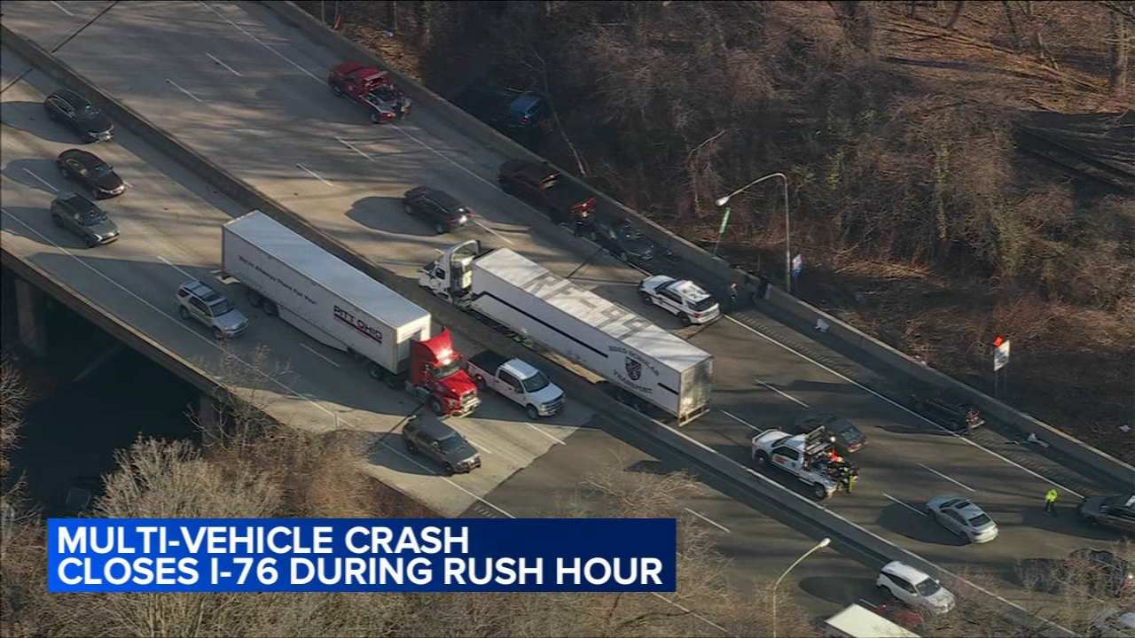 Multi-vehicle crash closes Schuylkill Expressway, near Girard Ave