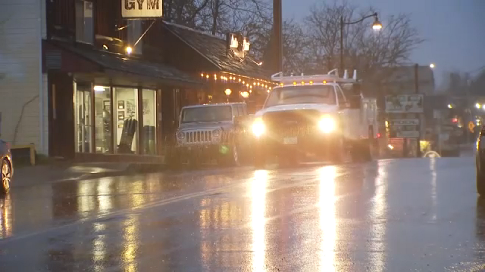 High wind and rain raising concerns as storm moves through Mariposa