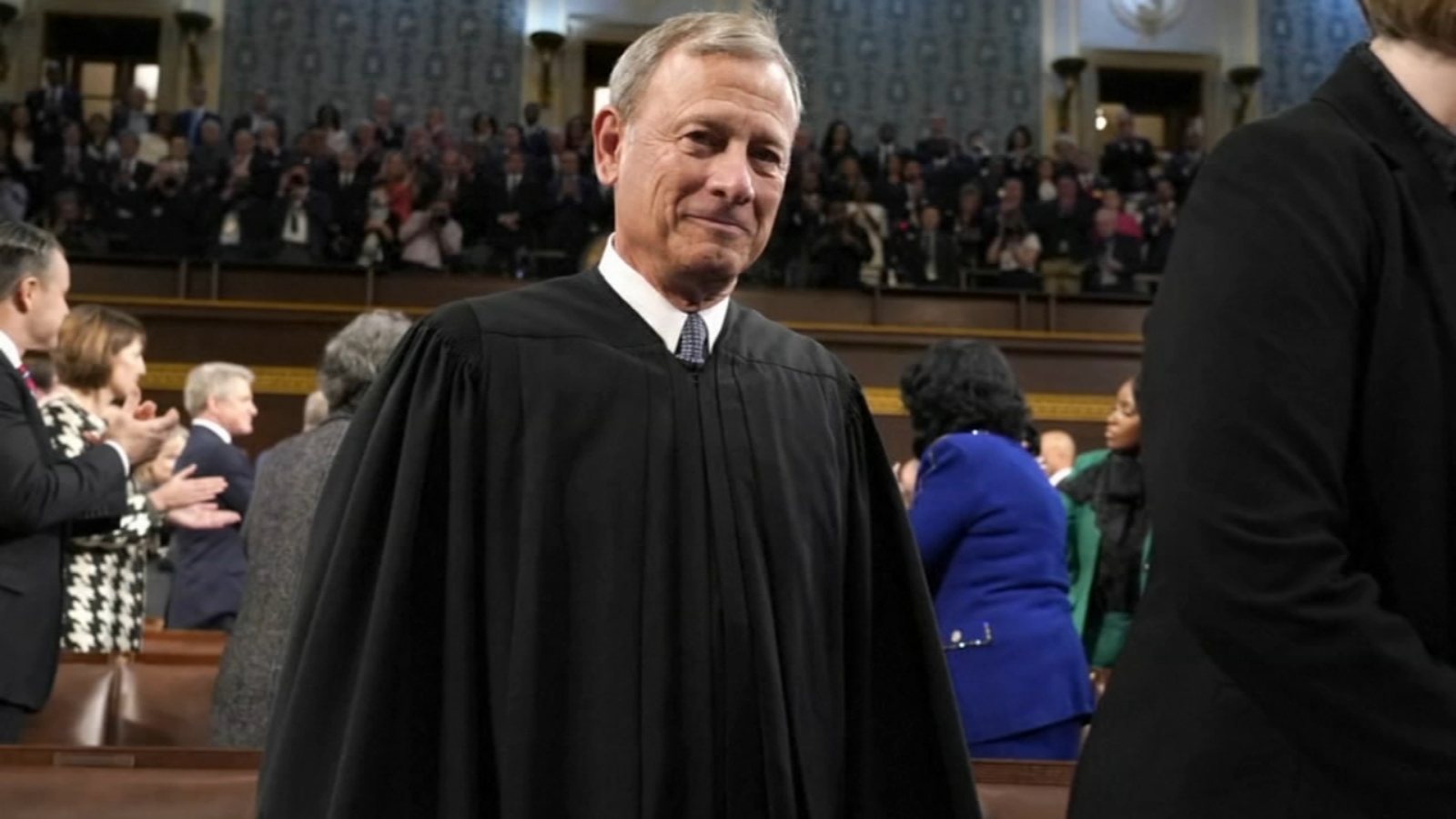 Roberts rejects Trump's call for impeaching judge who ruled against his deportation plans