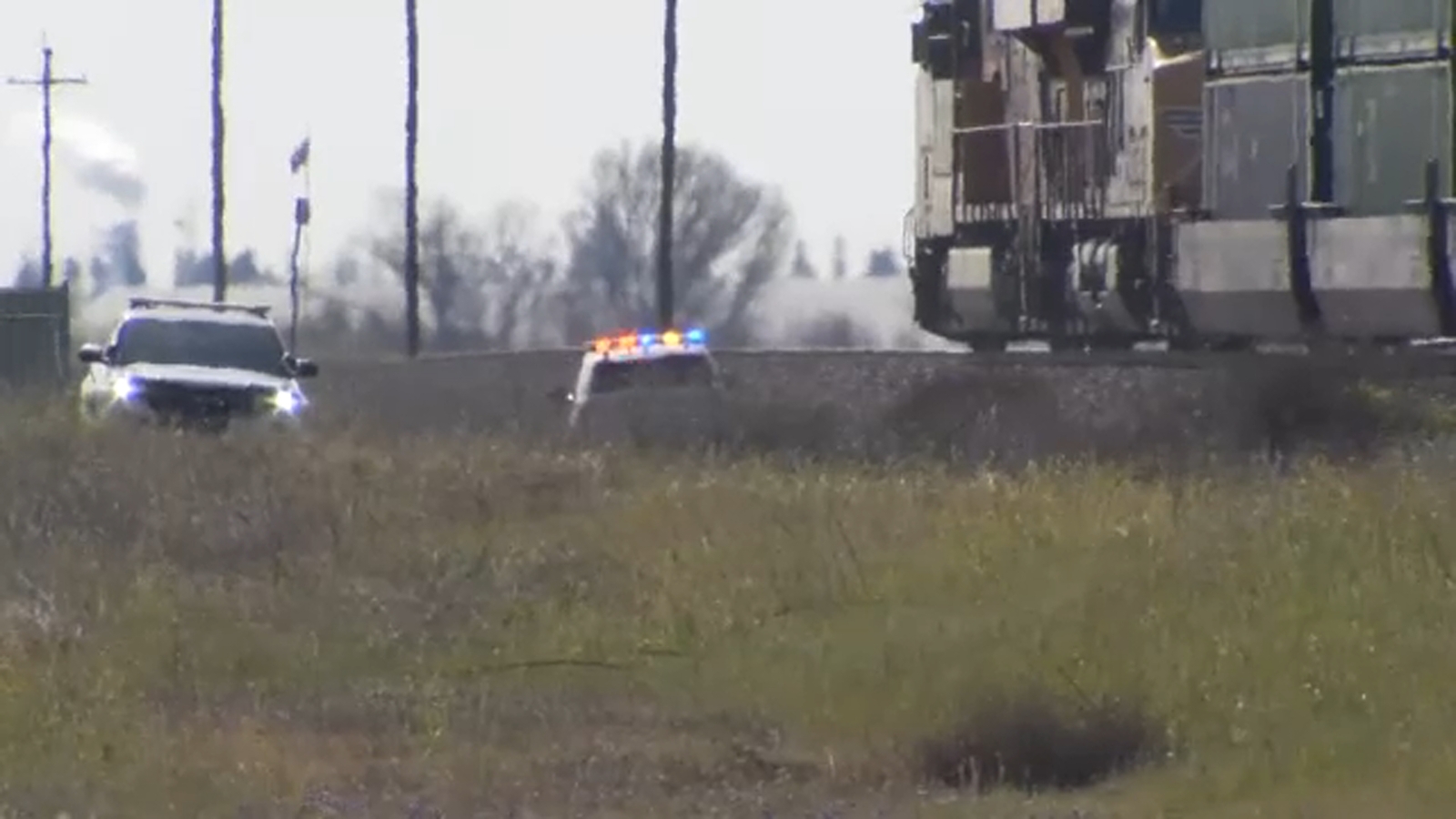 Man hit and killed by train in Merced County, deputies say