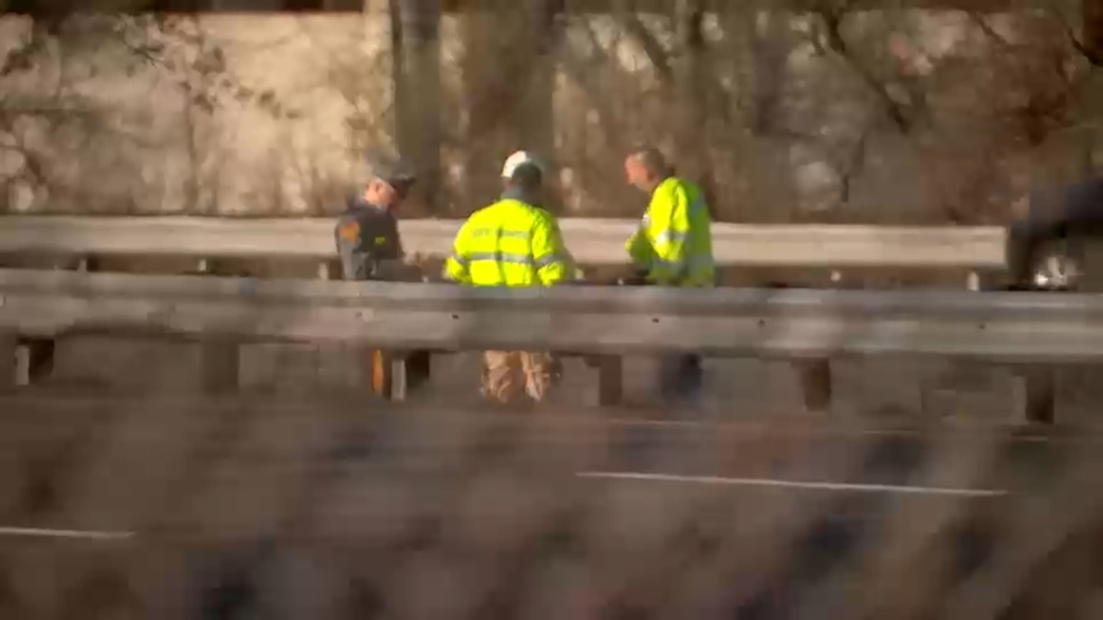 2 lanes on I-287 northbound closed after sinkhole opens up in ...