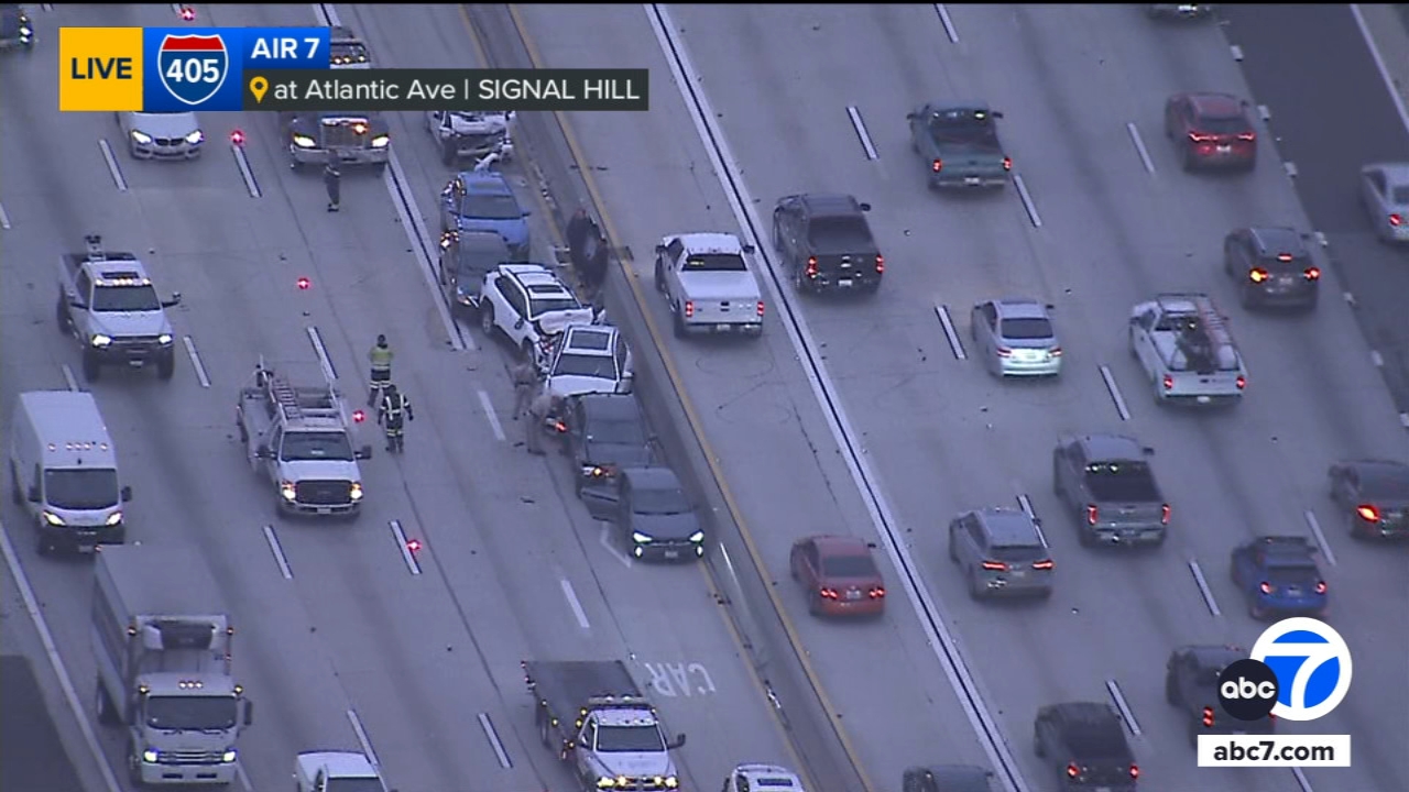 Chain-reaction crash on 405 Fwy in Long Beach closes several lanes