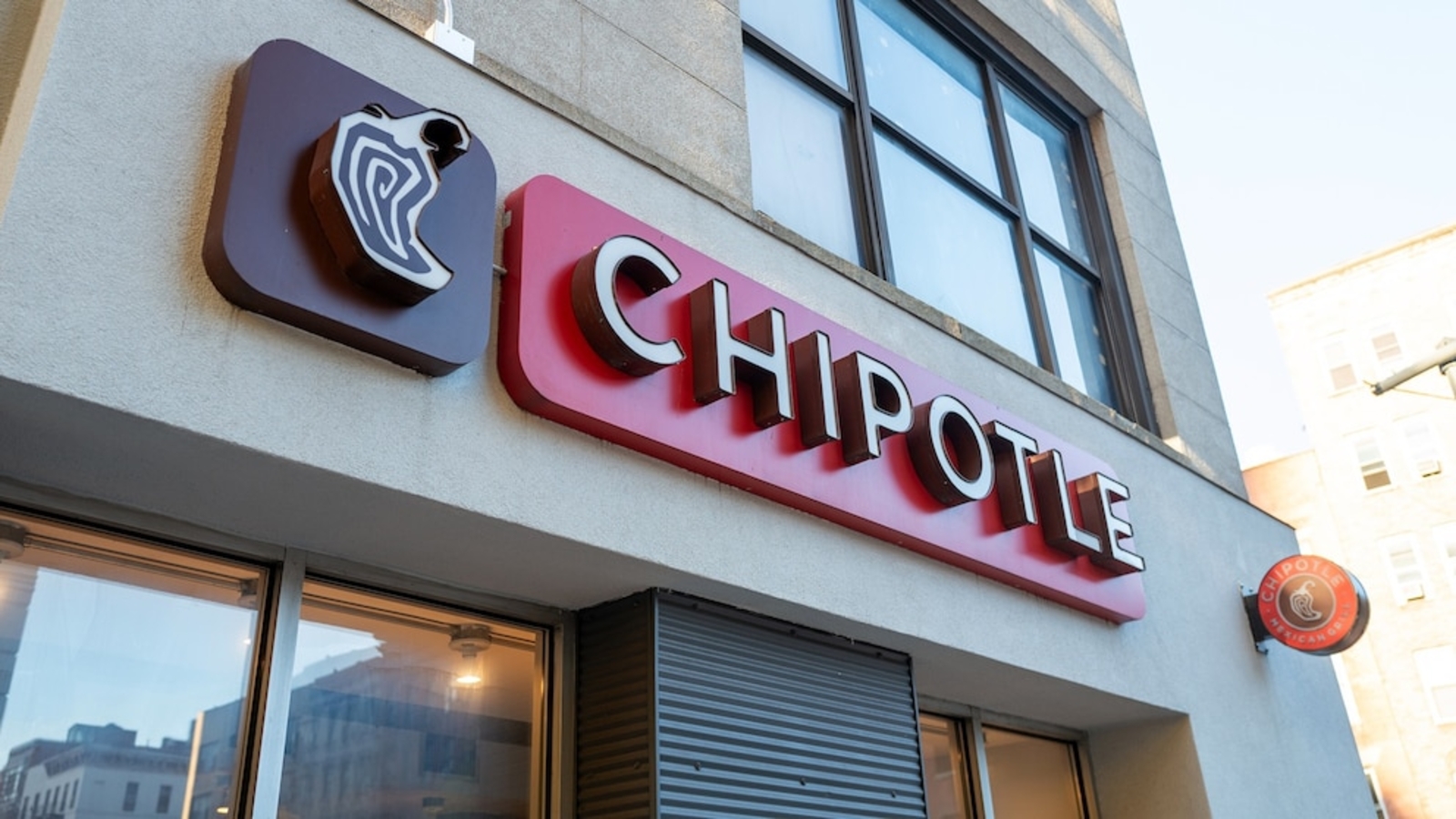 Is Chipotle Closing Restaurants The Company Is Refuting Bankruptcy is-chipotle-closing-restaurants-the-company-is-refuting-bankruptcy