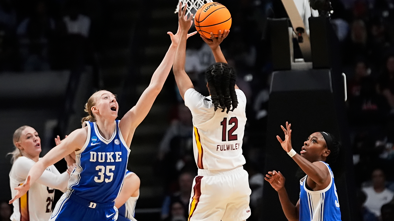 Blue Devils fall to Gamecocks 54-50 in Elite 8 matchup