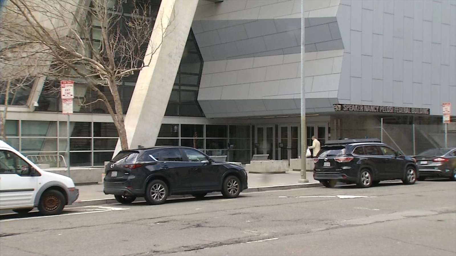 'Total chaos': San Francisco federal workers blindsided by abrupt HHS shutdown