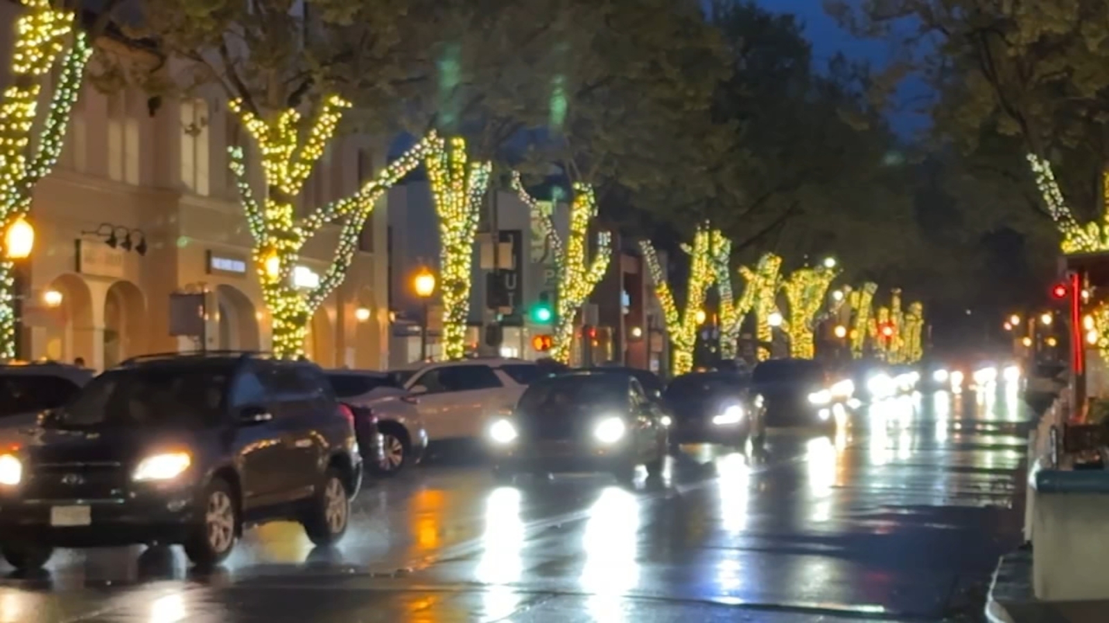 Palo Alto to consider new 'dark sky' ordinance to reduce light pollution. But how far will it go?