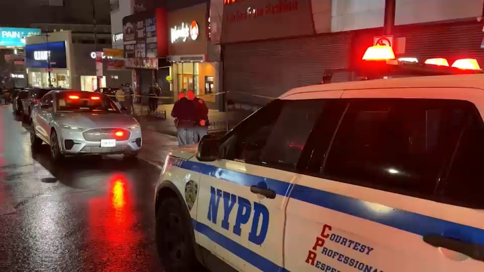 2 men shot inside Wendy's in the Bronx as suspects remain at large