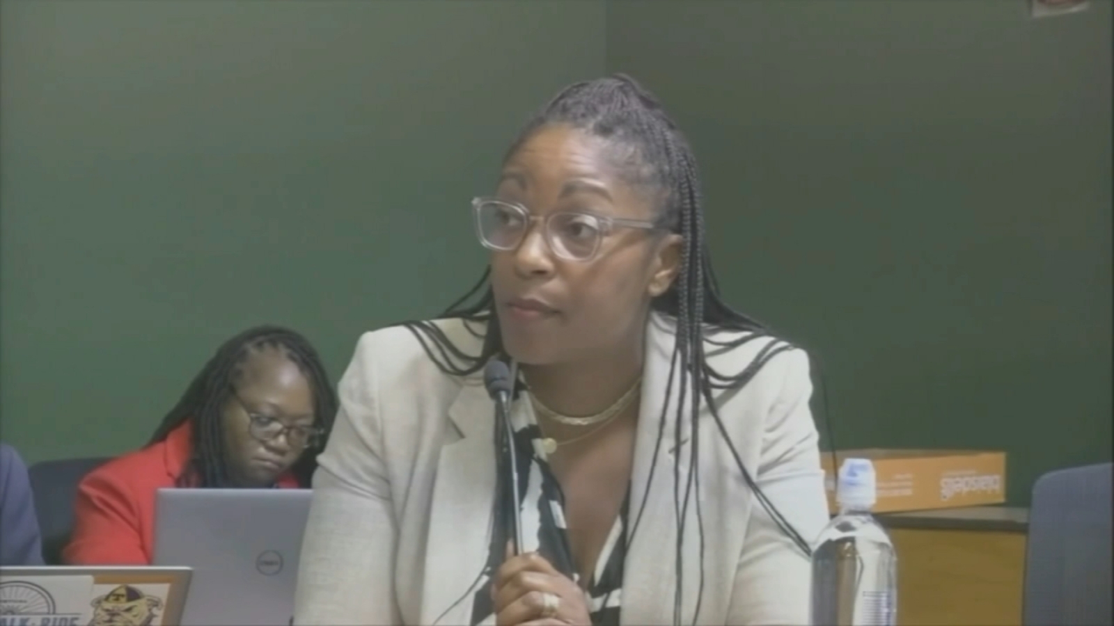 Oakland Unified school board approves 'voluntary separation agreement' with superintendent
