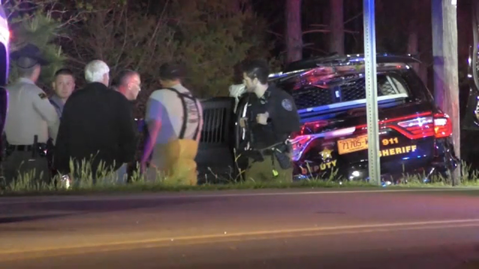 Harnett County deputy injured after pursuit leads to crash in Johnston ...