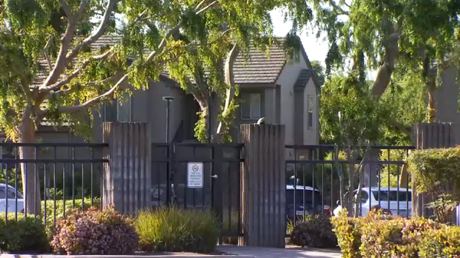 Fire erupts in dryer inside Clovis apartment