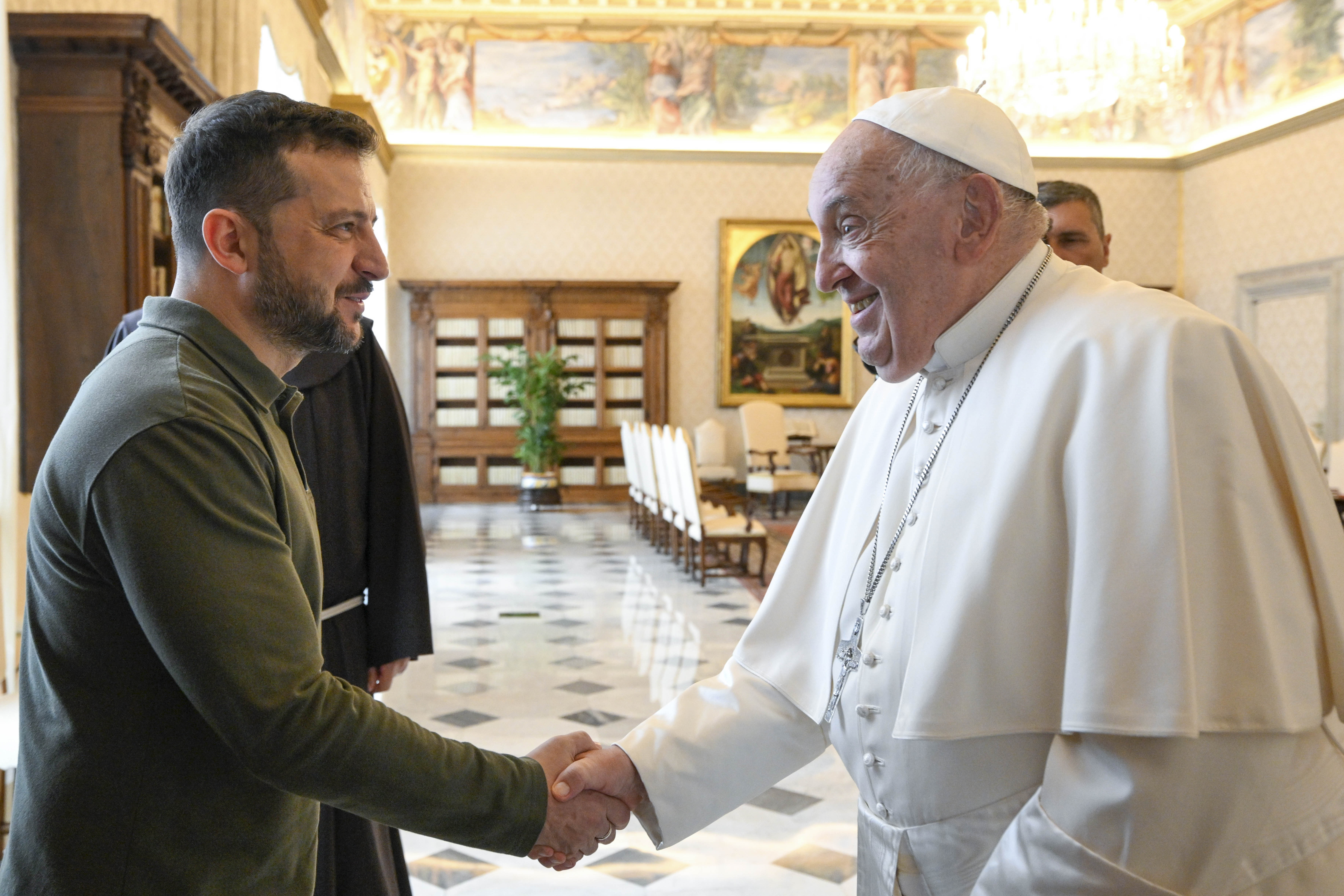 Ukraine's President Volodymyr Zelenskyy, left, arrives for a private audience with Pope Francis at The Vatican, Friday, Oct. 11, 2024.