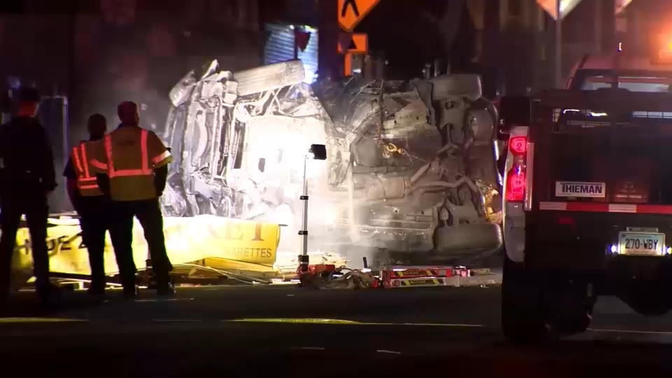 4 killed, including 3 brothers, after car crashes into market in CT