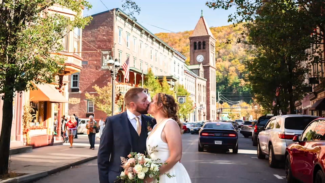Jim Thorpe Elopements makes wedding planning easy