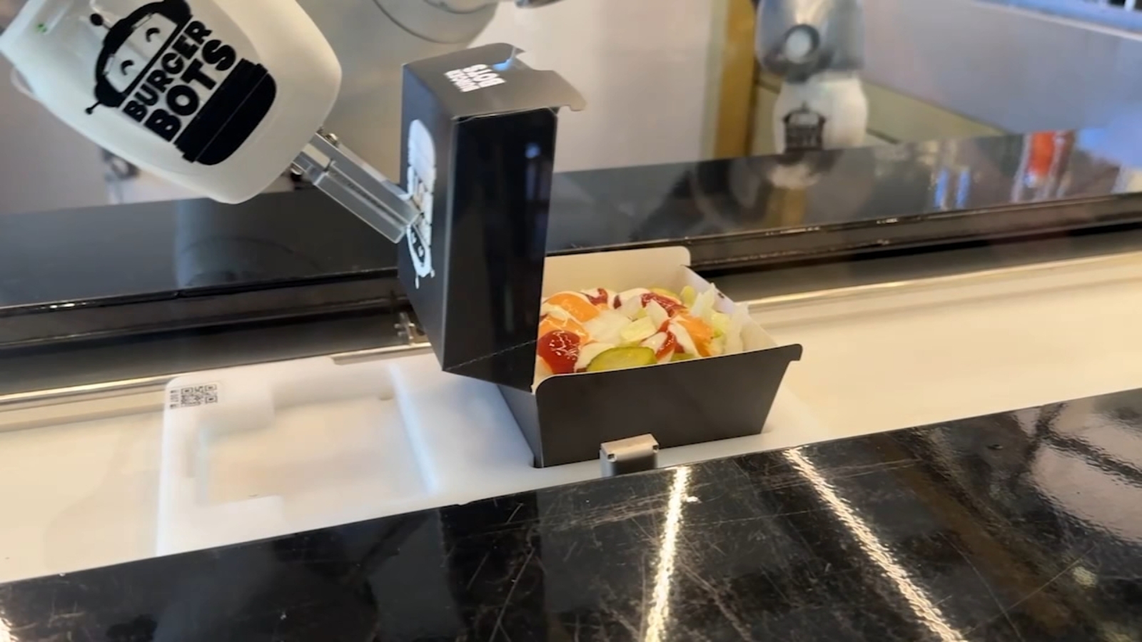 New Silicon Valley restaurant using robots to make your hamburgers: Here's a look