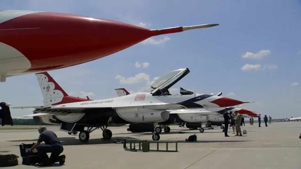 Air Force Thunderbirds prep for big Wayne County air show this weekend