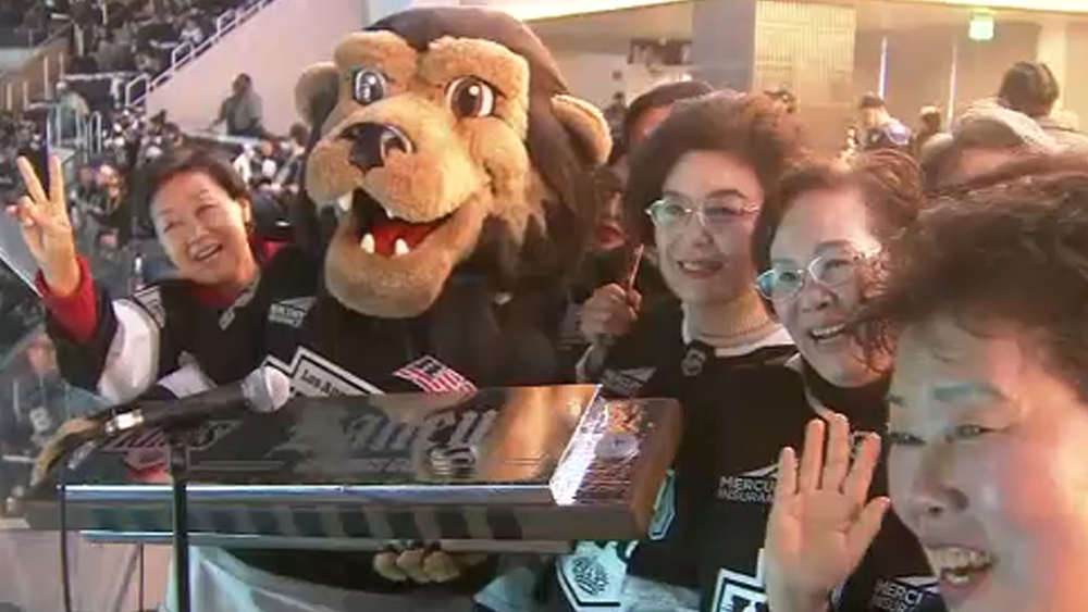 Meet the Korean harmonica group winning the hearts of LA Kings fans