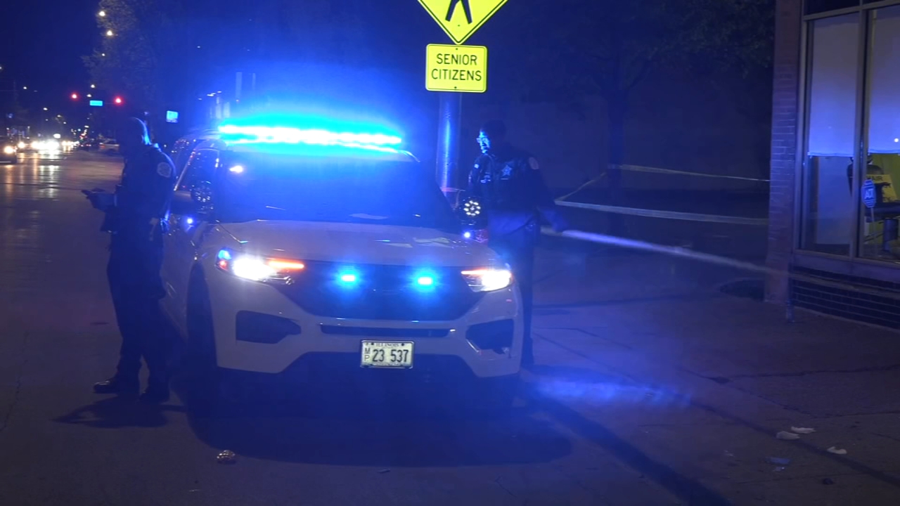 5 stabbed in Chicago Lawn; police say 2 in custody