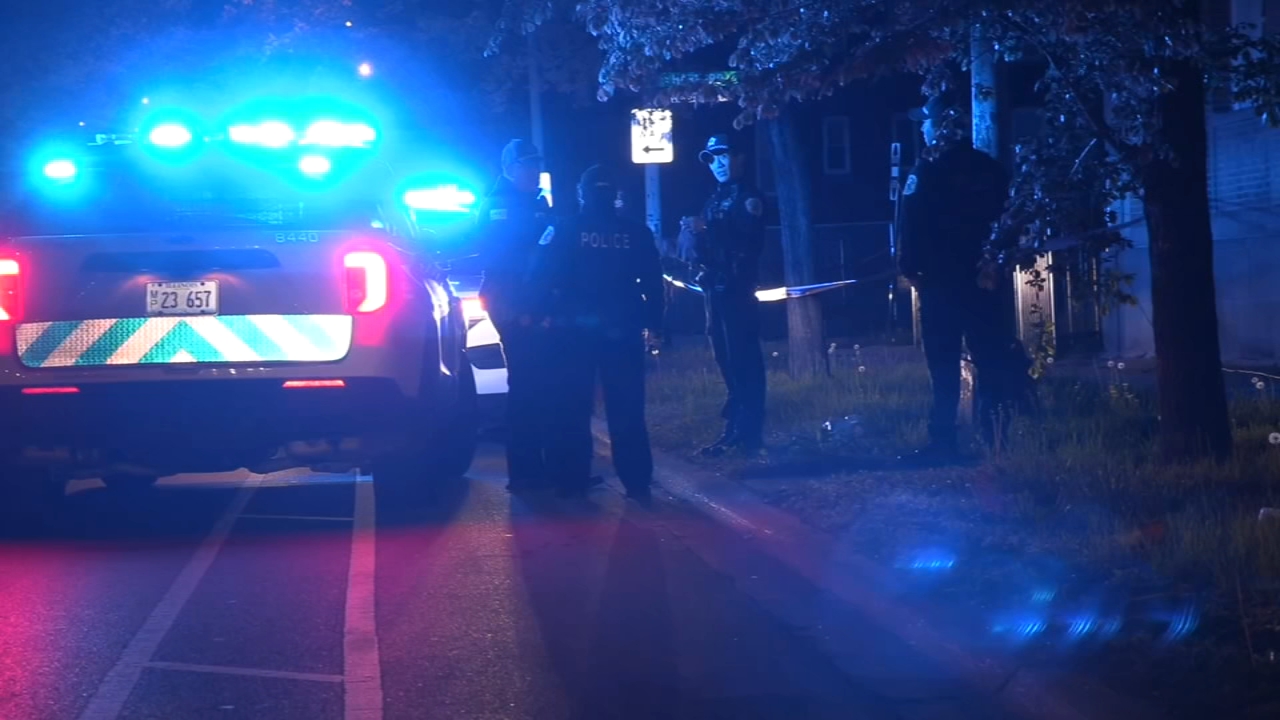 Teen shot in Englewood, police say