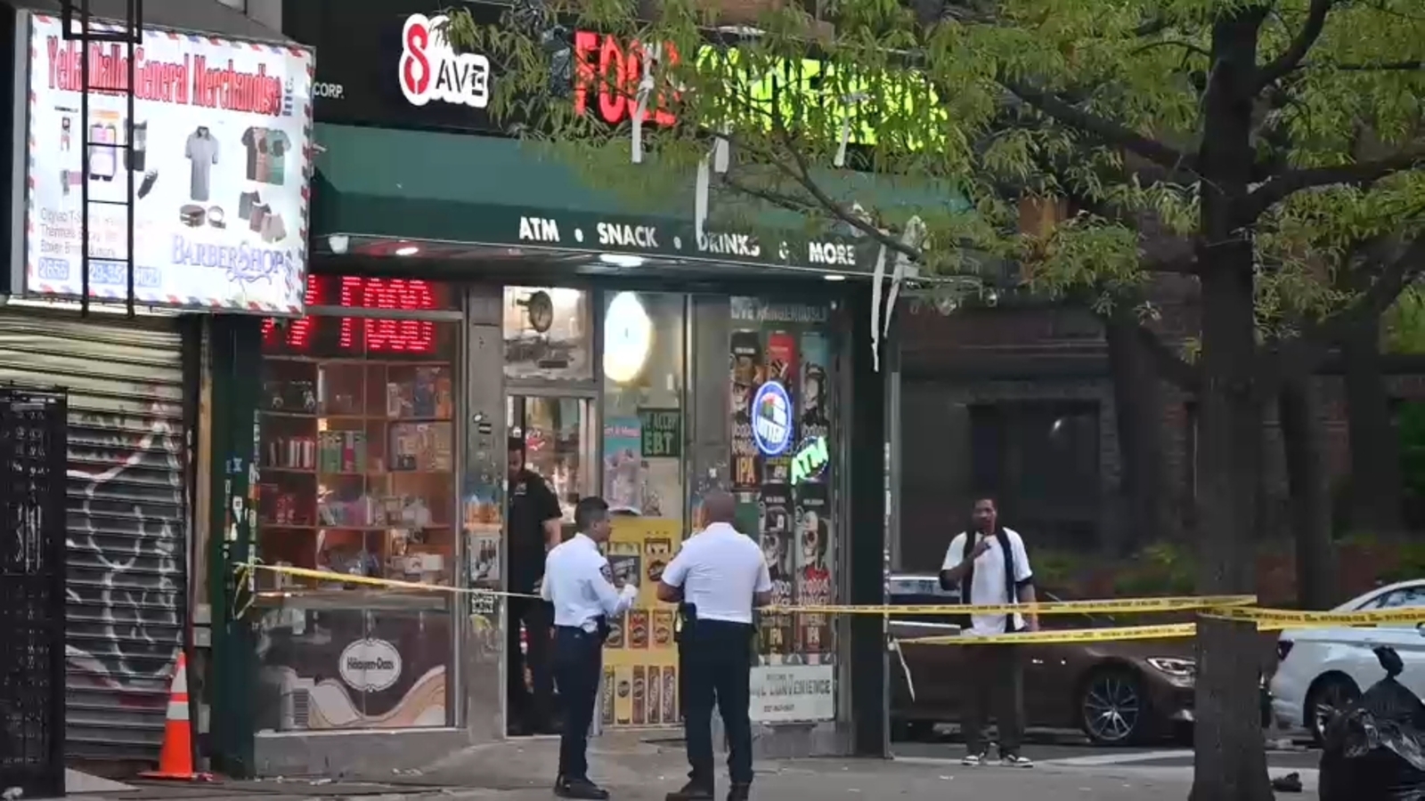 Harlem crime: Man fatally stabbed in the back inside convenience store ...
